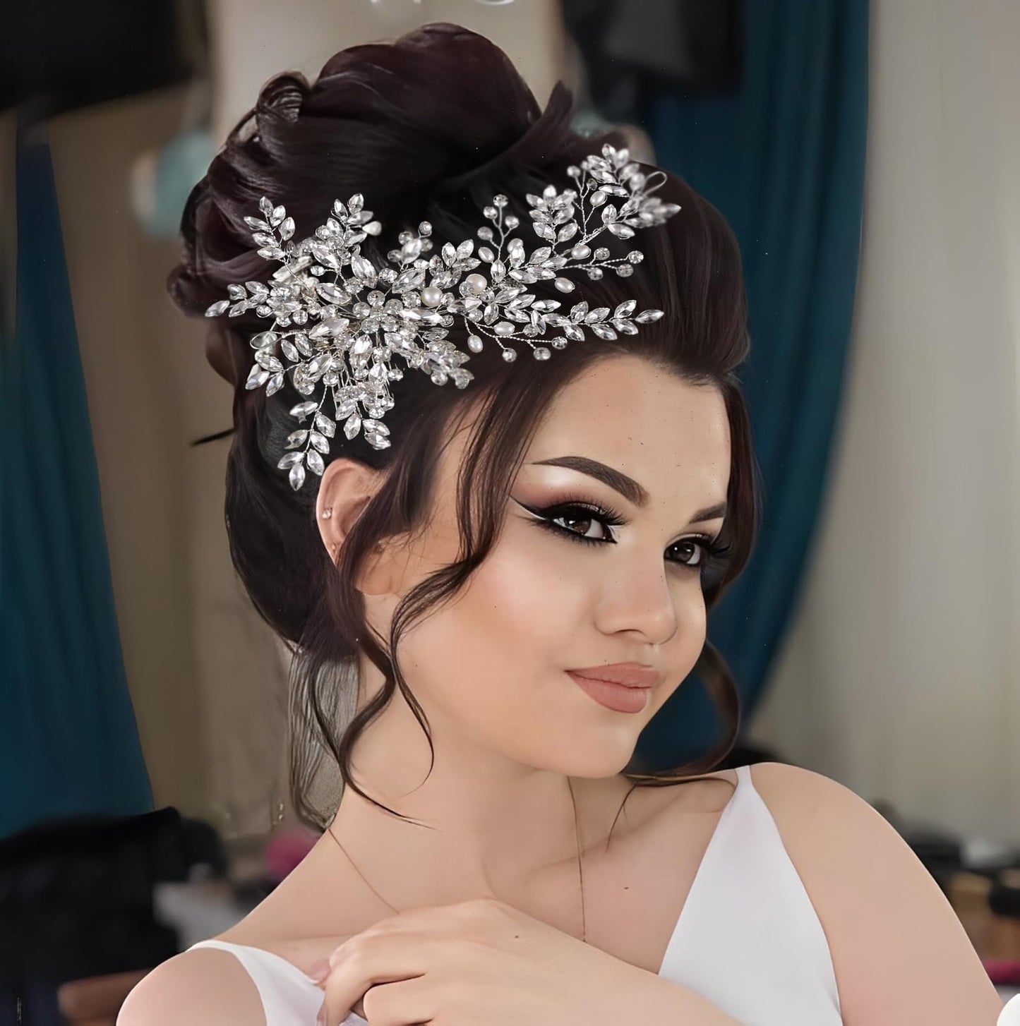 WEZTEZ Rhinestone Bridal Hair Comb Crystal Wedding Headbands Head Pieces,Pearl Brides Bridesmaid Hair Accessories for Women Girls (Sliver 936)