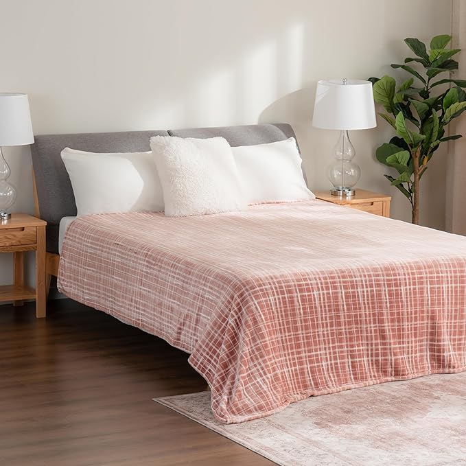 Berkshire Blanket-Classic Heavyweight Warm Soft Printed VelvetLoft® Plush Blanket, King Size Soft Fuzzy Blanket for Couch Sofa Bed, Watercolor Plaid Blush, 90in x 108in